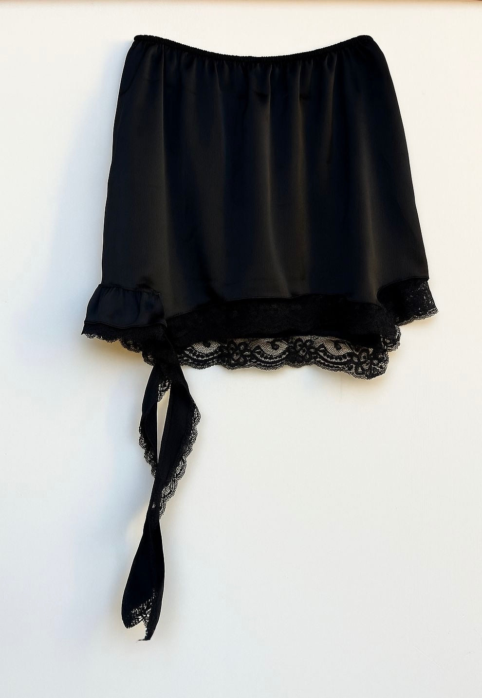 Gonna dettaglio pizzo