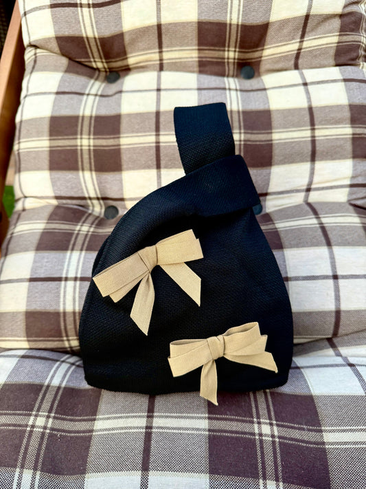 Bow bag🥨